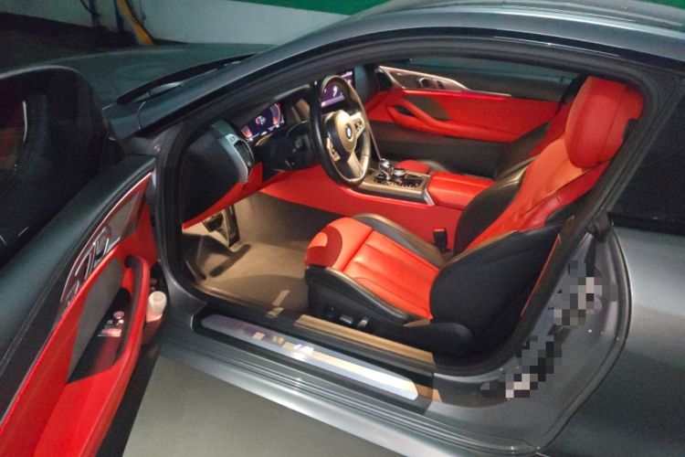 Used BMW 8 Series 2022 840i Coupe M Sport Package Driver Seat