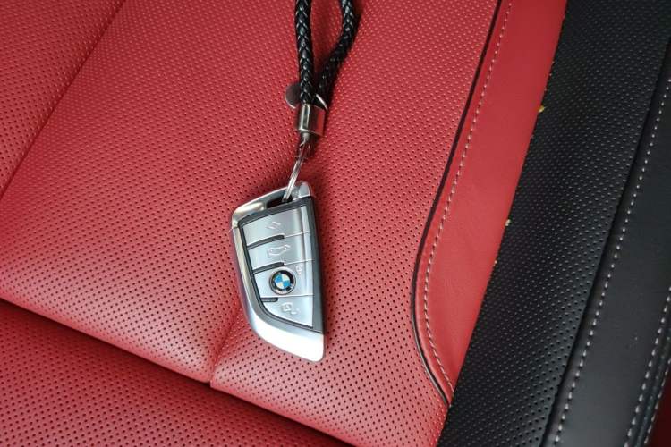 Used BMW 8 Series 2022 840i Four-Door Coupe M Sport Package Interior 1