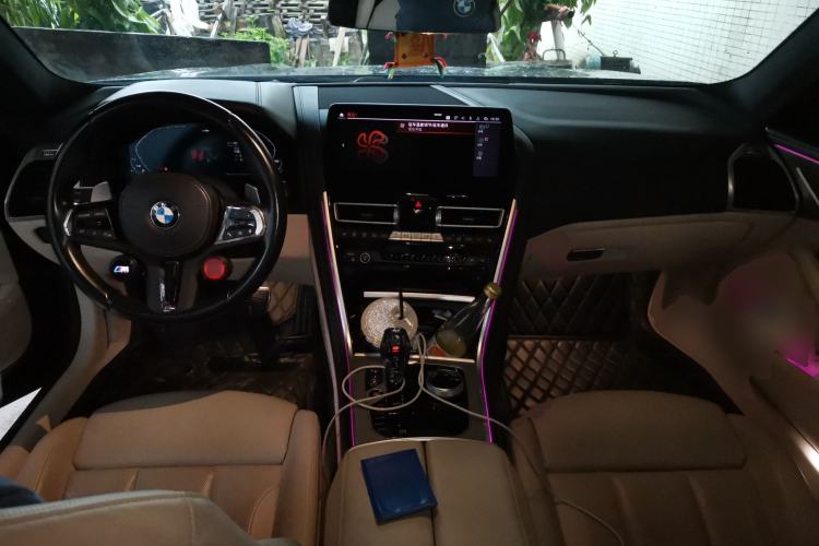 Used BMW 8 Series 2022 840i Four-Door Coupe M Sport Package Center Console