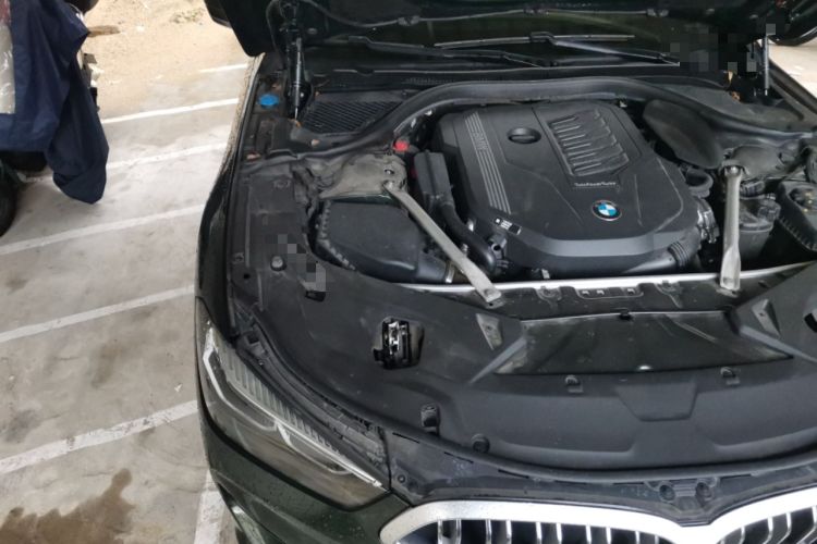Used BMW 8 Series 2022 840i Four-Door Coupe M Sport Package Engine Bay Right
