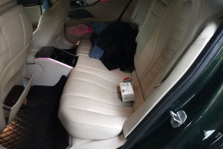Used BMW 8 Series 2022 840i Four-Door Coupe M Sport Package Left Rear Seat