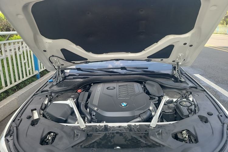 Used BMW 8 Series 2022 840i Four-Door Coupe M Sport Package Engine Bay