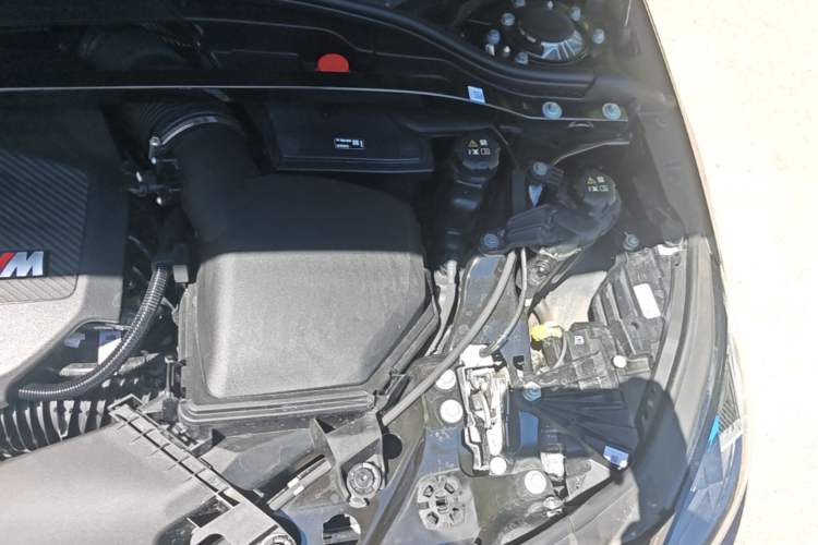 Used BMW M235L 2025 M235L Engine Bay Left