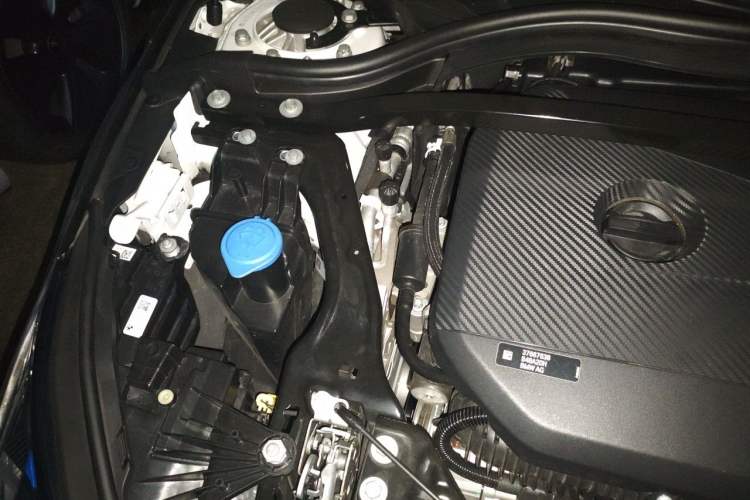 Used BMW M235L 2025 M235L Engine Bay Right