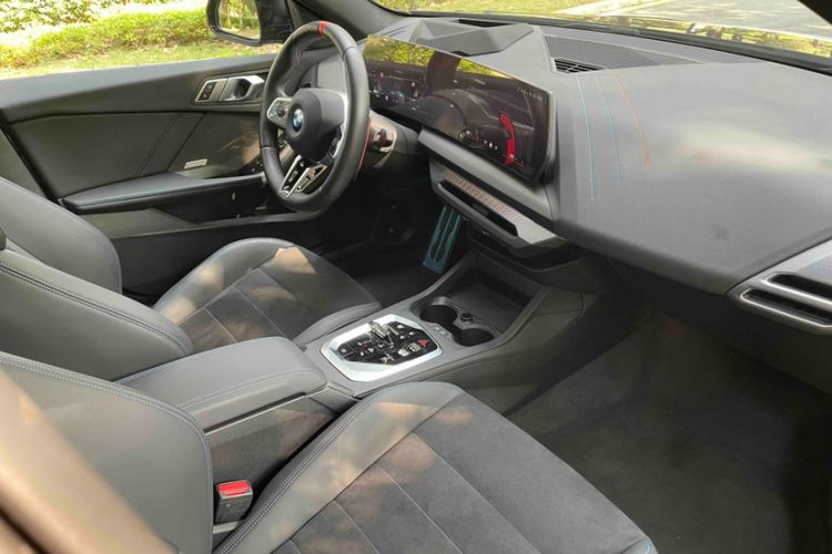 Used BMW M235L 2025 M235L Interior 12