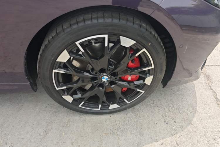 Used BMW M235L 2025 M235L Right Front Wheel Hub