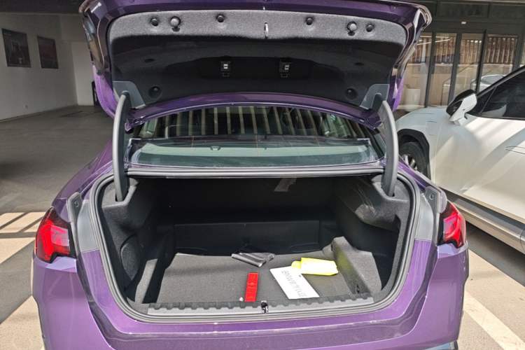 Used BMW M235L 2025 M235L Trunk