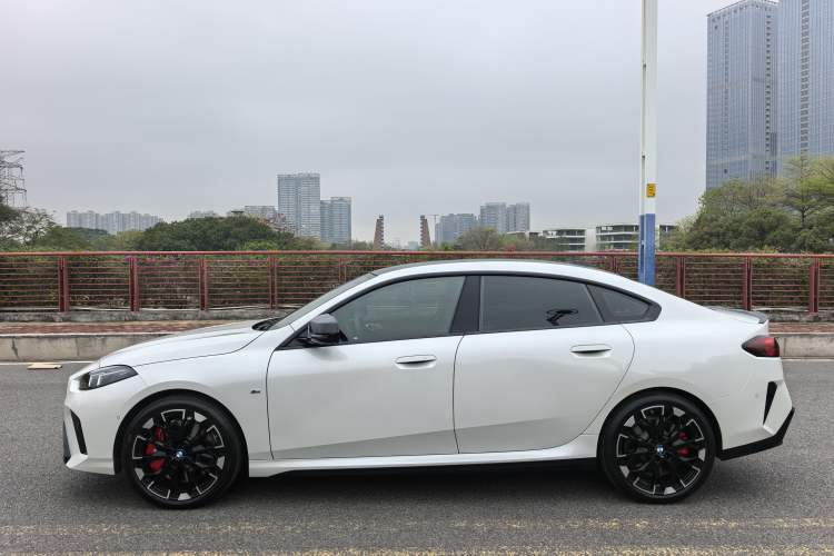 Used BMW M235L 2025 M235L Exterior 8