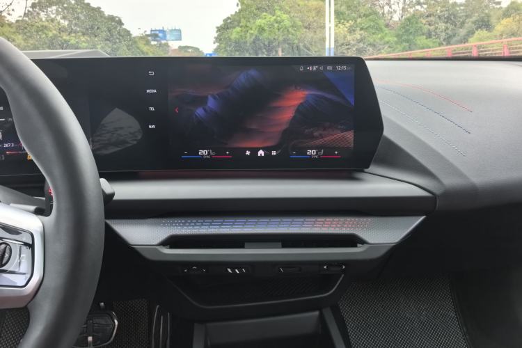 Used BMW M235L 2025 M235L Interior 7