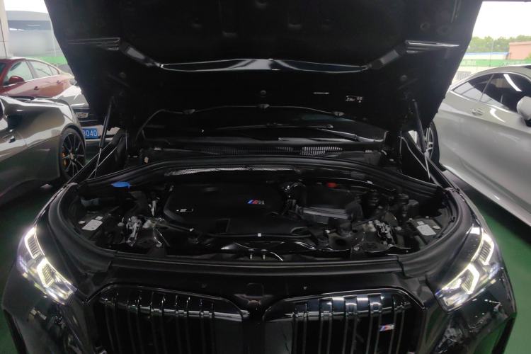 Used BMW X1 M35Li 2024 M35Li Engine Bay