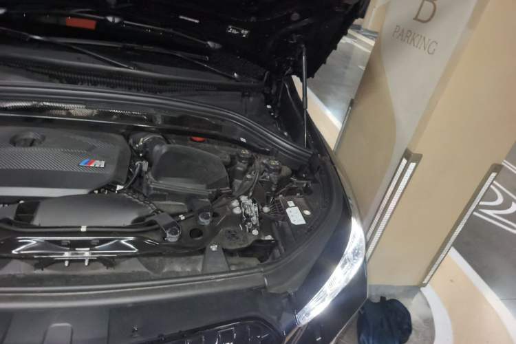 Used BMW X1 M35Li 2024 M35Li Engine Bay Left