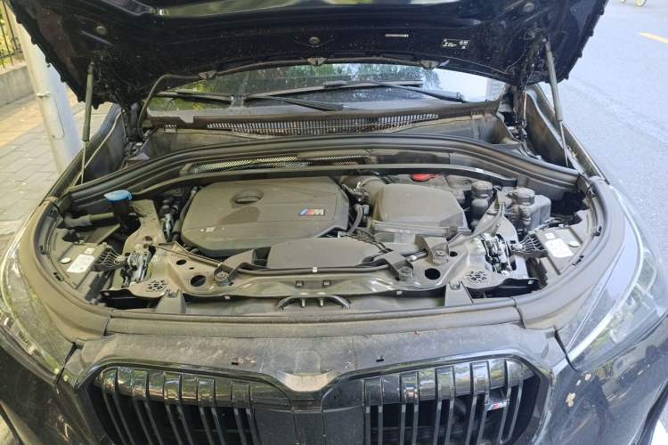 Used BMW X1 M35Li 2024 M35Li Engine Bay