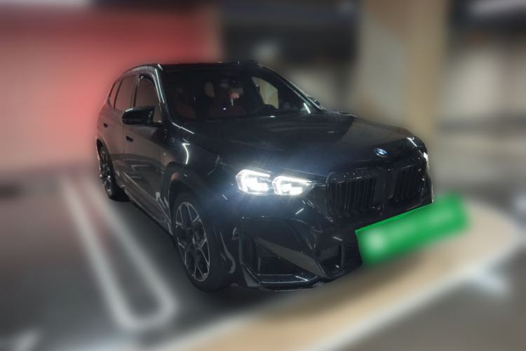 Used BMW X1 M35Li 2024 M35Li Front Right 45 Deg