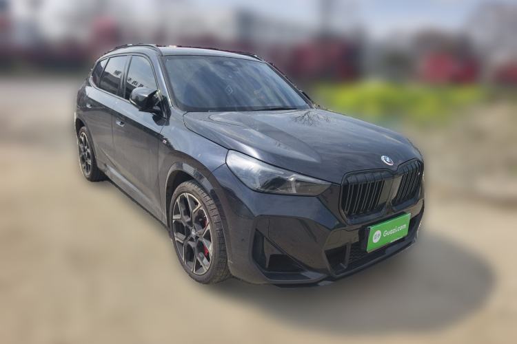 Used BMW X1 M35Li 2024 M35Li Front Right 45 Deg