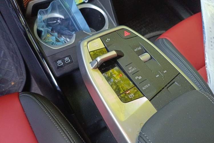 Used BMW X1 M35Li 2024 M35Li Gear Lever