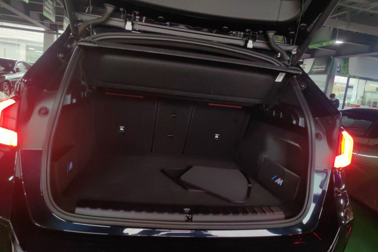 Used BMW X1 M35Li 2024 M35Li Trunk