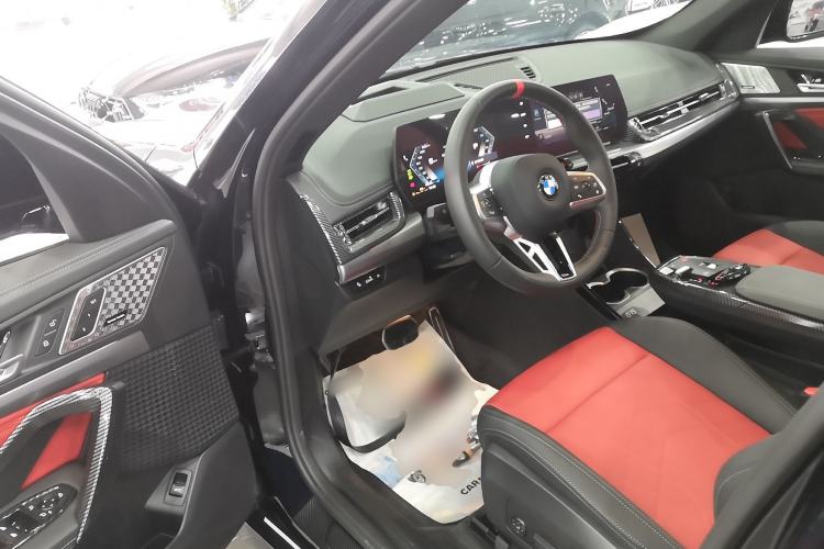 Used BMW X1 M35Li 2024 M35Li Interior 3