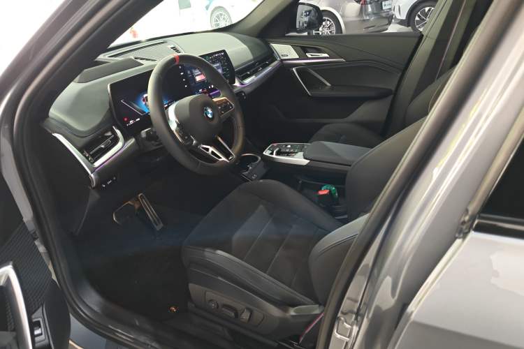 Used BMW X1 M35Li 2024 M35Li Driver Seat