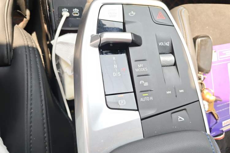 Used BMW X1 M35Li 2024 M35Li Gear Lever