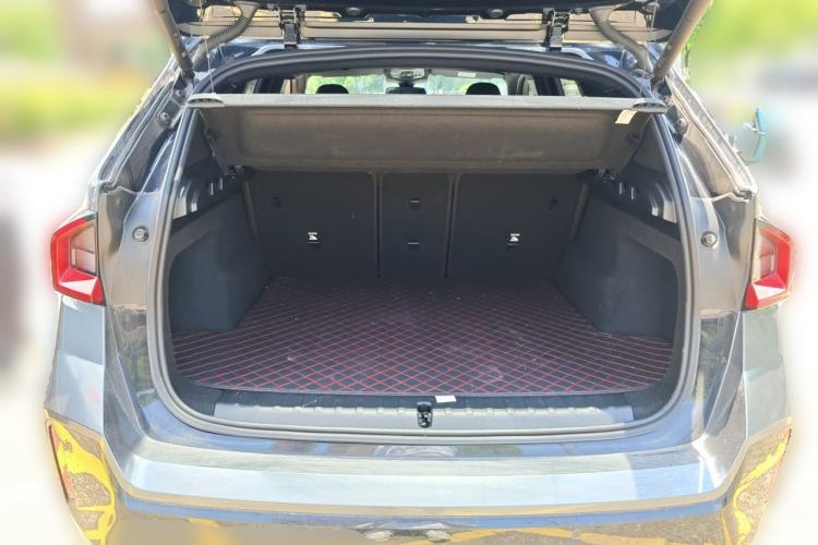 Used BMW X1 M35Li 2024 M35Li Trunk