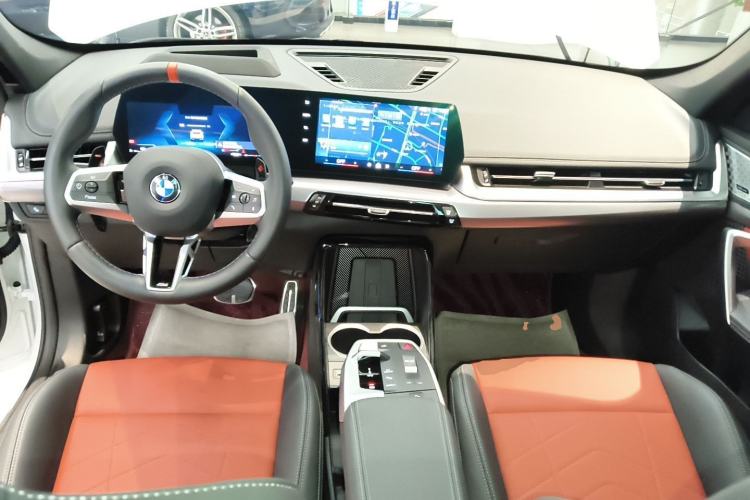 Used BMW X1 M35Li 2024 M35Li Center Console