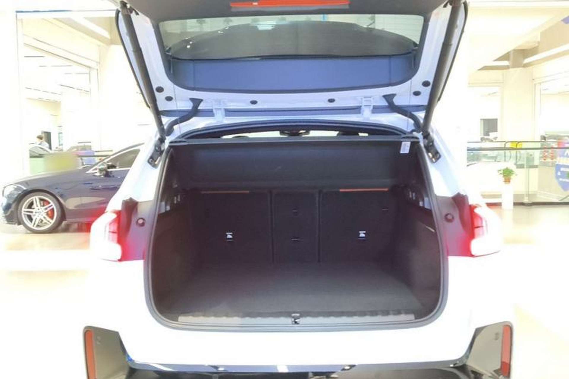 Used BMW X1 M35Li 2024 M35Li Trunk