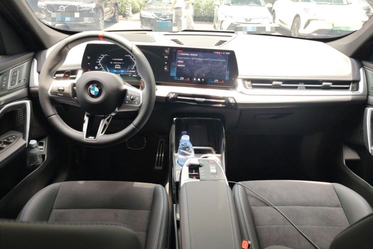 Used BMW X1 M35Li 2026 M35Li Center Console