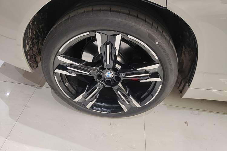 Used BMW X3 M50 2025 Model M50 xDrive Right Rear Wheel Hub