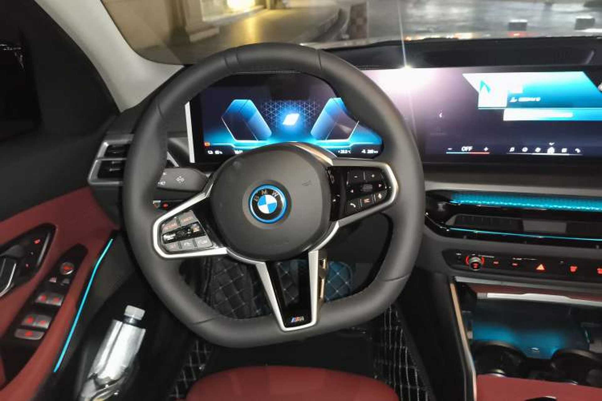 Used BMW i3 2025 eDrive 35 L Steering Wheel