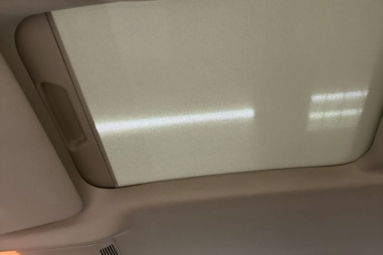 Used BMW i3 2018 Luxury Model Interior 9