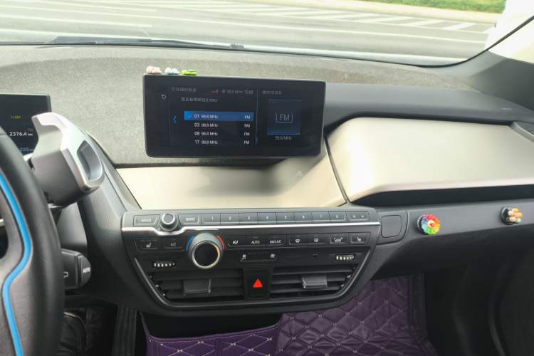 Used BMW i3 2020 Fast Charging and Smooth Driving Edition Audio And AC Panel