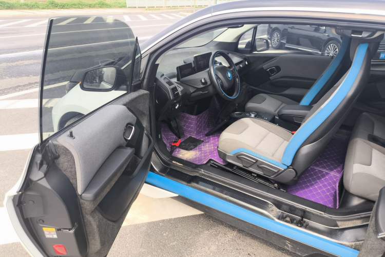 Used BMW i3 2020 Fast Charging and Smooth Driving Edition Driver Seat