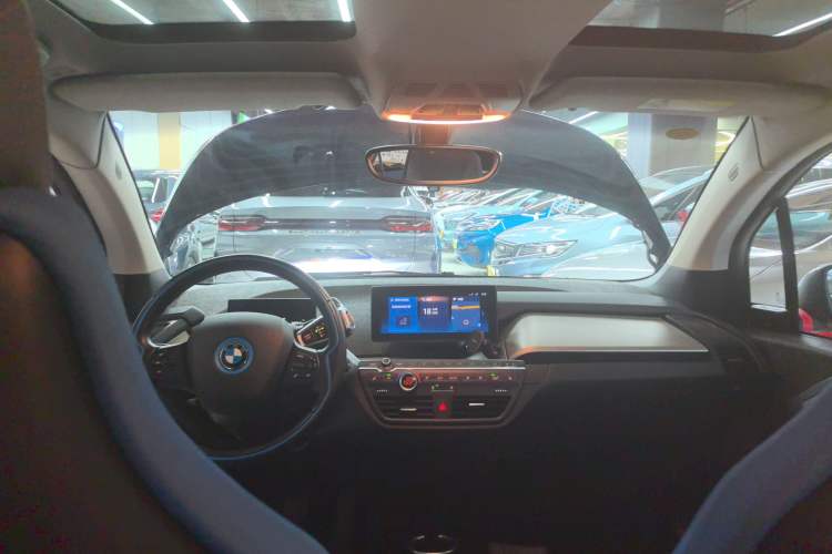 Used BMW i3 2018 Luxury Model Headliner
