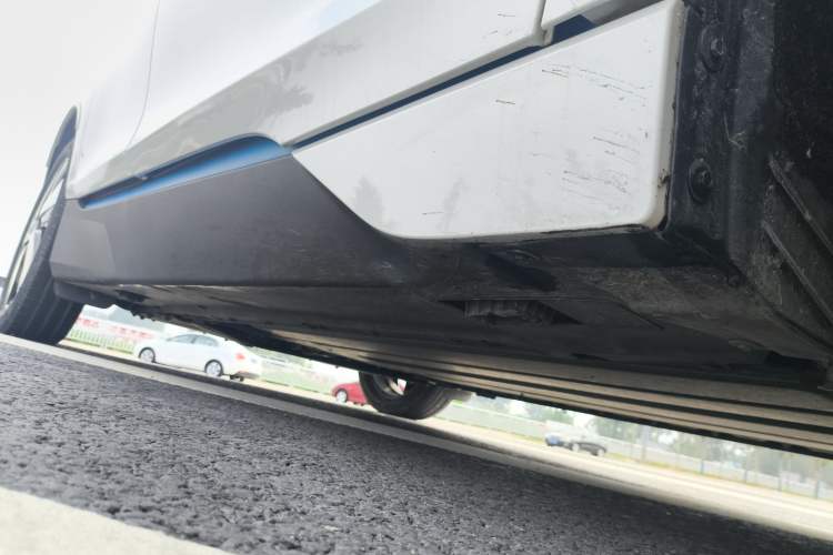 Used BMW i3 2020 Fast Charging and Smooth Driving Edition Right Side Sill