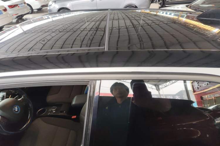 Used BMW i3 2018 Luxury Model Roof