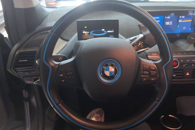 Used BMW i3 2018 Luxury Model Steering Wheel