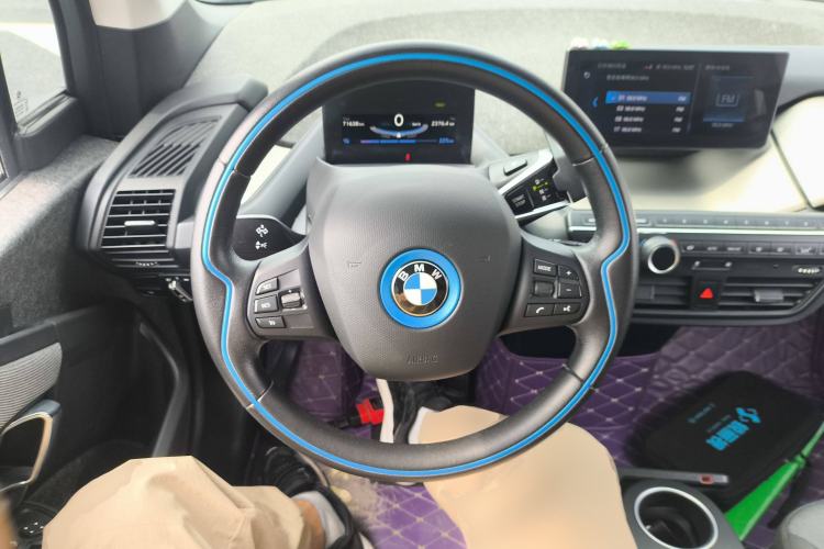 Used BMW i3 2020 Fast Charging and Smooth Driving Edition Steering Wheel
