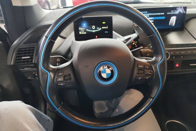 Used BMW i3 2018 Luxury Model Steering Wheel