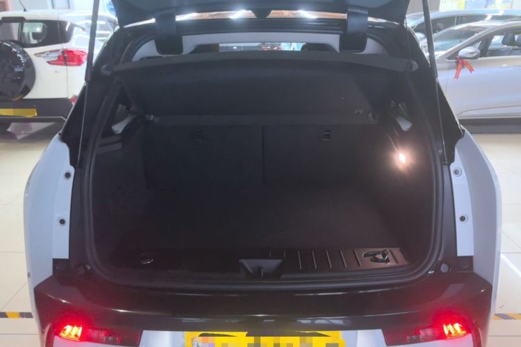 Used BMW i3 2018 Luxury Model Trunk