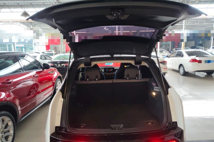 Used BMW i3 2018 Luxury Model Trunk