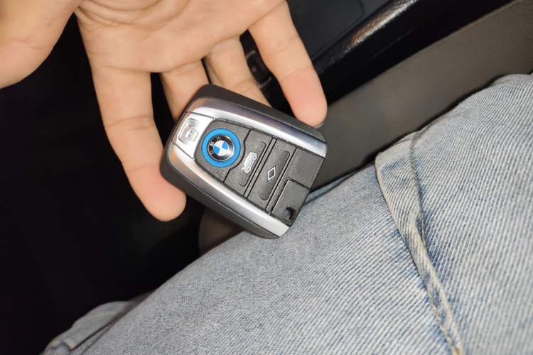 Used BMW i3 2018 Luxury Model Vehicle Key