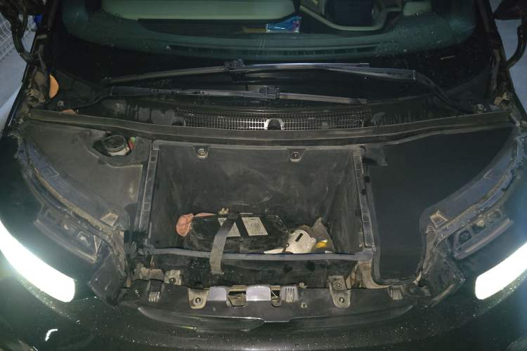 Used BMW i3 2014 Extended-Range Model Engine Bay