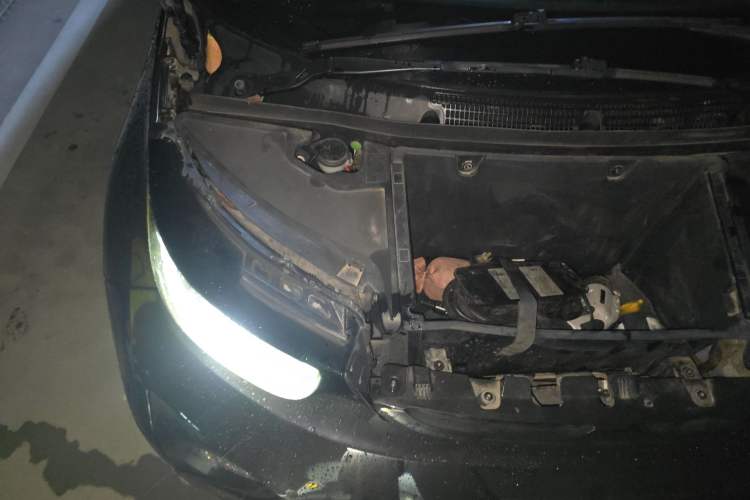 Used BMW i3 2014 Extended-Range Model Engine Bay Right