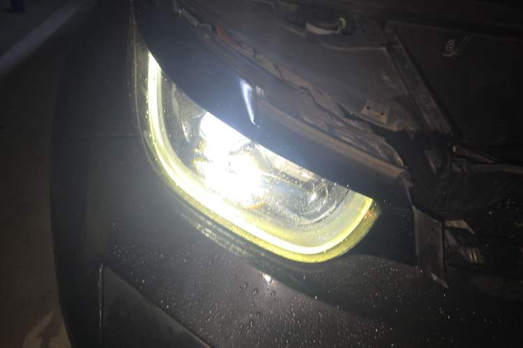 Used BMW i3 2014 Extended-Range Model Right Front Headlight