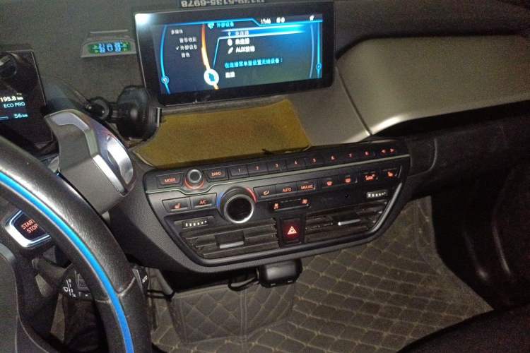 Used BMW i3 2014 Luxury Model Audio And AC Panel