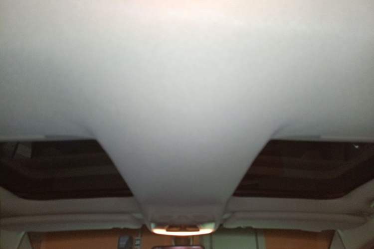 Used BMW i3 2014 Luxury Model Headliner