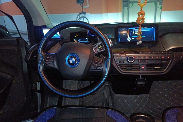 Used BMW i3 2014 Luxury Model Steering Wheel