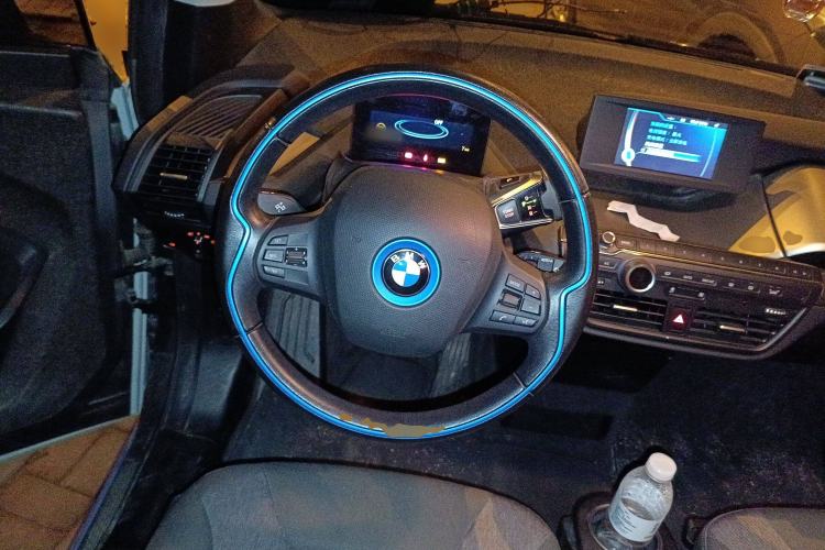 Used BMW i3 2014 Luxury Model Steering Wheel