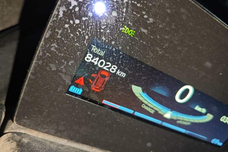 Used BMW i3 2015 Fashion Model Odometer Close Up