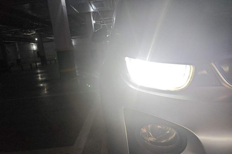 Used BMW i3 2015 Fashion Model Right Front Headlight